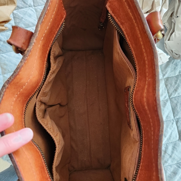 Patricia Nash Zancona Leather Tote, Excellent condition! - Picture 9 of 16